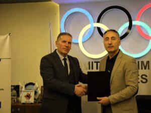 KOK nënshkruan memorandum bashkëpunimi me Universitetin e Prishtinës