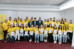 Përfaqësues të katër federatave përfunduan me sukses kursin për administratorë të sportit