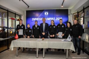 47 bursistë “Shpresa Olimpike 2026” nënshkruan kontratat me KOK-un