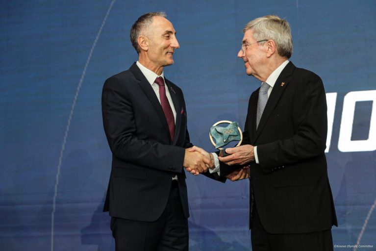 Thomas Bach honored Kosovo NOC President Ismet Krasniqi